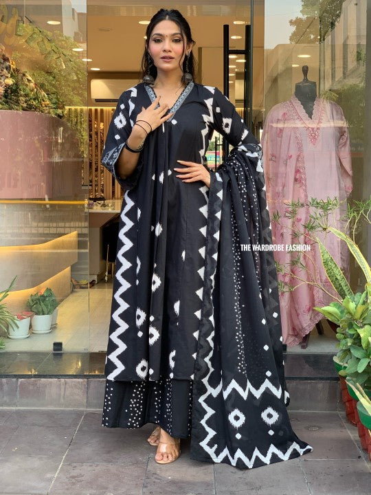 Black Zigzag Dress