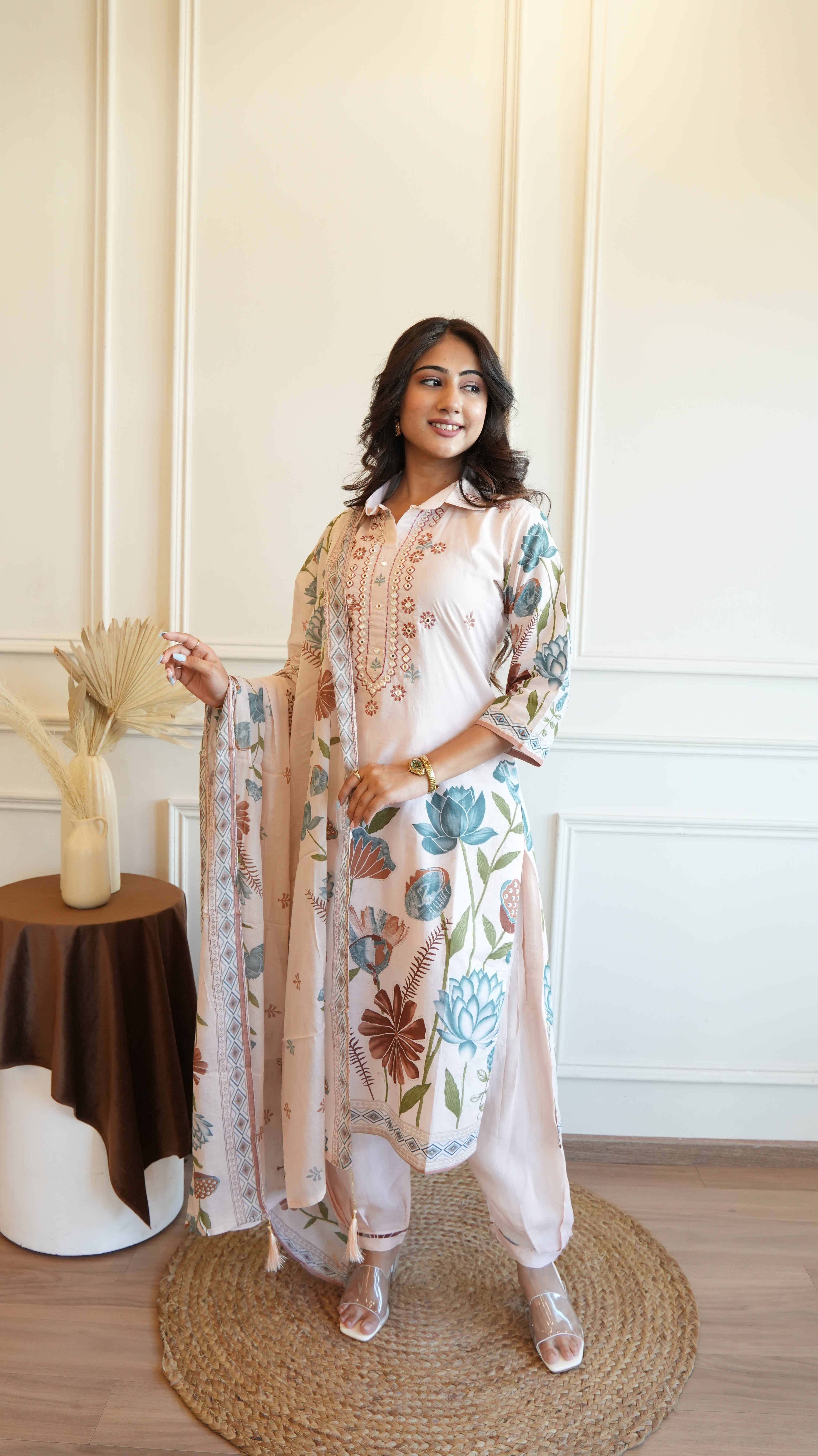 Women Floral Print Straight Kurta Set with Dupatta