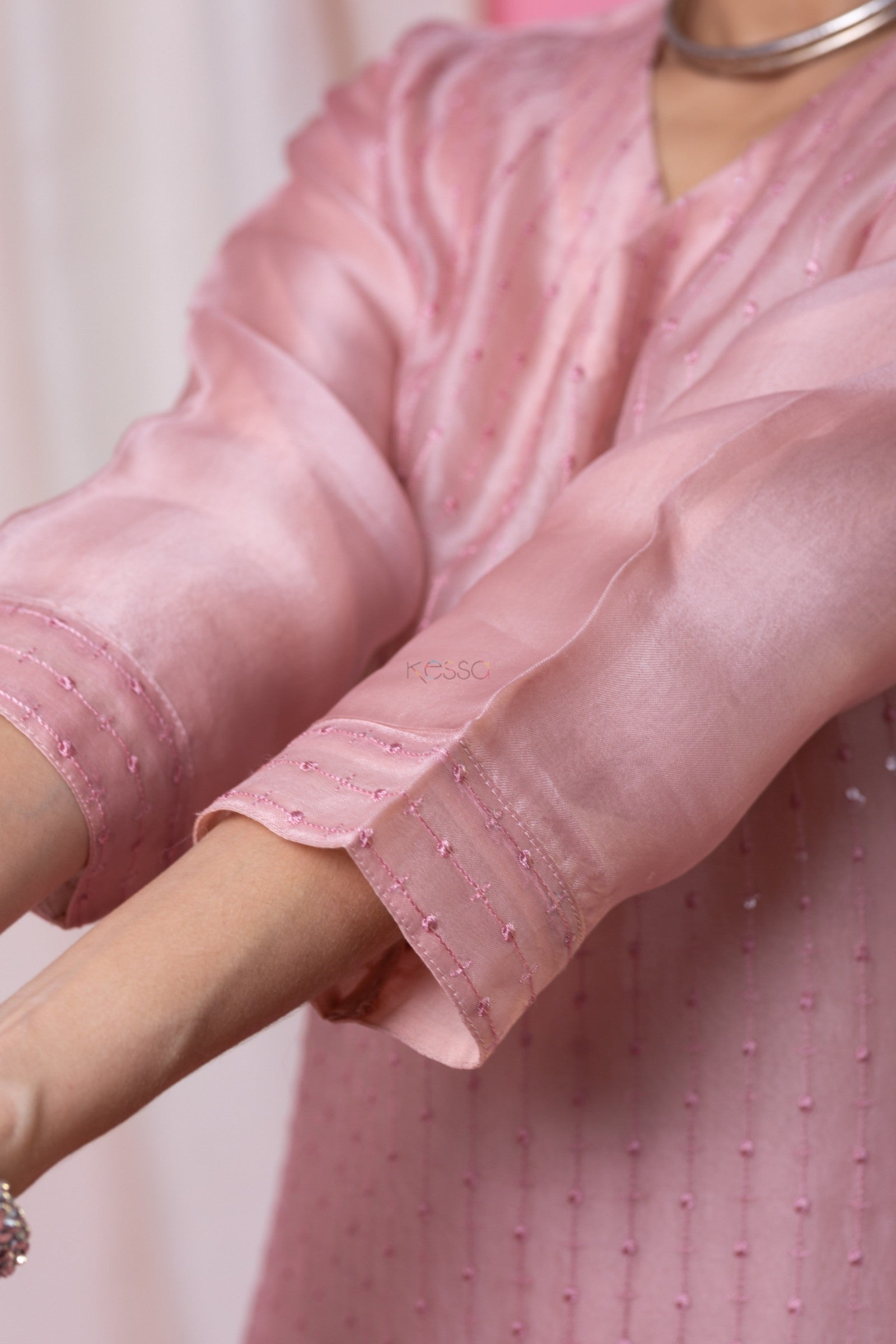 Elegant Blush Pink Kurta Pant Set with Floral Printed Dupatta for Women