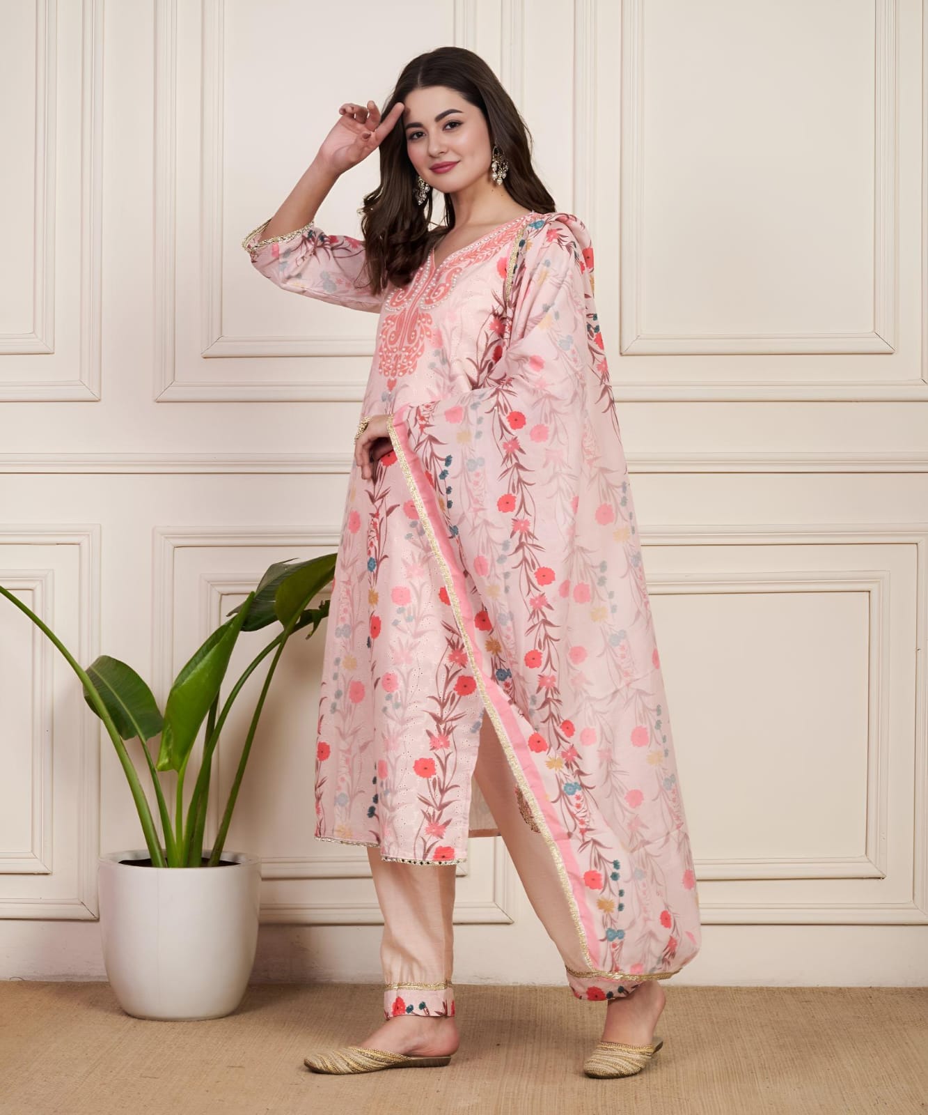 Women Linen Kurta Pant Dupatta Set