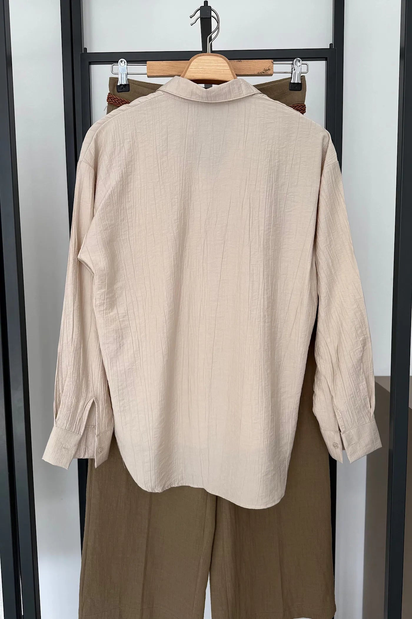 Wrinkle-Textured Shirt Cream Stone