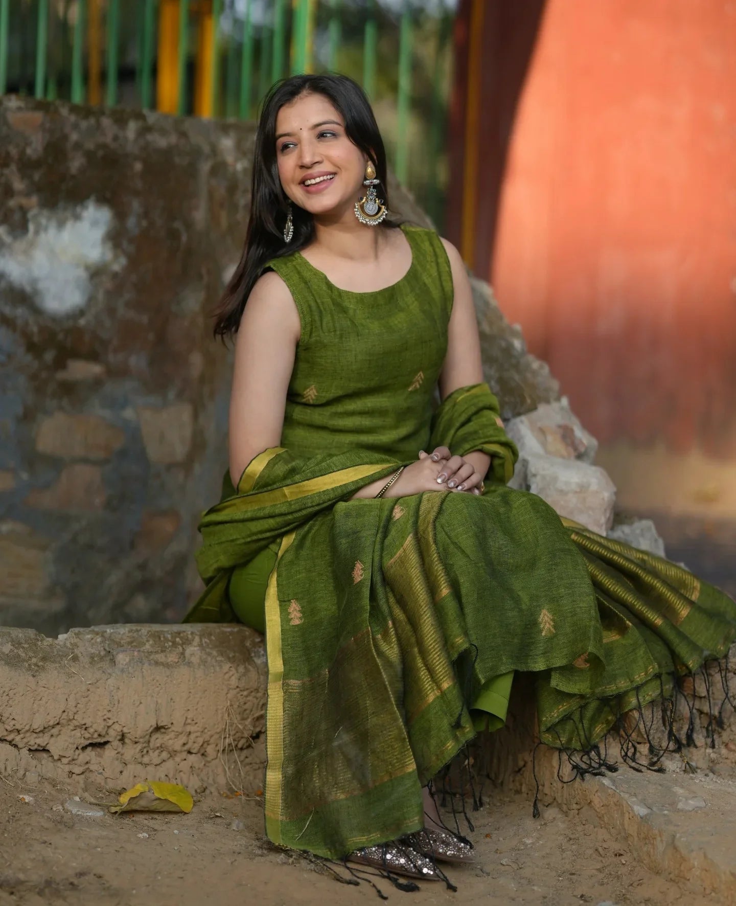Women’s Olive Green Straight Kurta Set with Dupatta